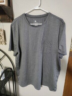 Men's All in Motion Shirt XL